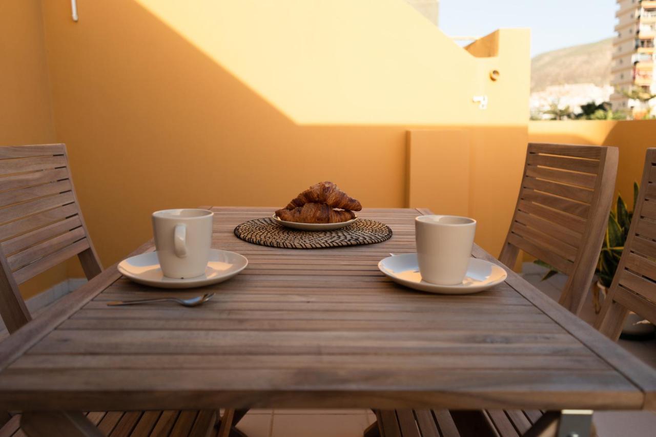 Homeforguest Atico Martina Con Terraza En Cristianos Apartment Los Cristianos (Tenerife)